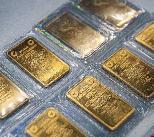 State Bank stops gold bar auctions