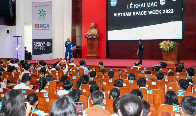 Khai mạc Tuần lễ NASA Việt Nam 2023, ngày 5/6, tại Hậu Giang. Ảnh: An Bình