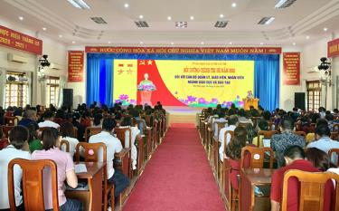 View of the training class at the Van Yen District Conference Center.