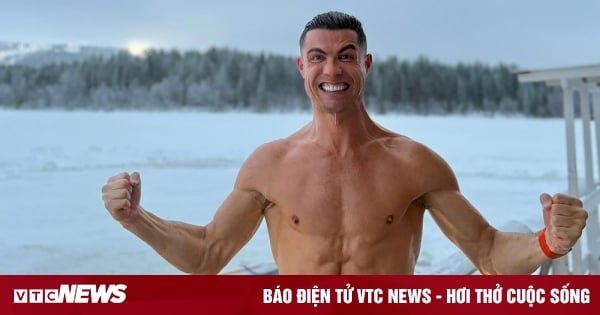 Ronaldo showers outdoors in -8 degree Celsius cold, shocking netizens