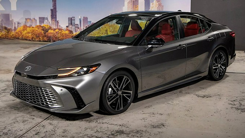 Toyota Camry 2025 Seitenansicht Bild 4