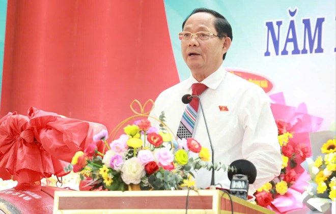 El vicepresidente de la Asamblea Nacional, Tran Quang Phuong, asistió a la ceremonia de apertura en Quang Ngai.