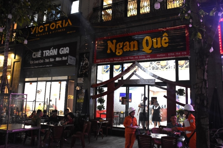 EVNHANOI nỗ lực tuyên truyền người dân sử dụng tiết kiệm điện  - 4