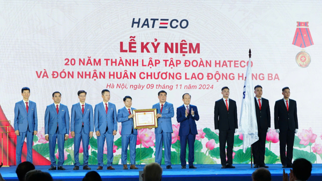 Tập đoàn Hateco nhận Huân chương Lao động hạng Ba