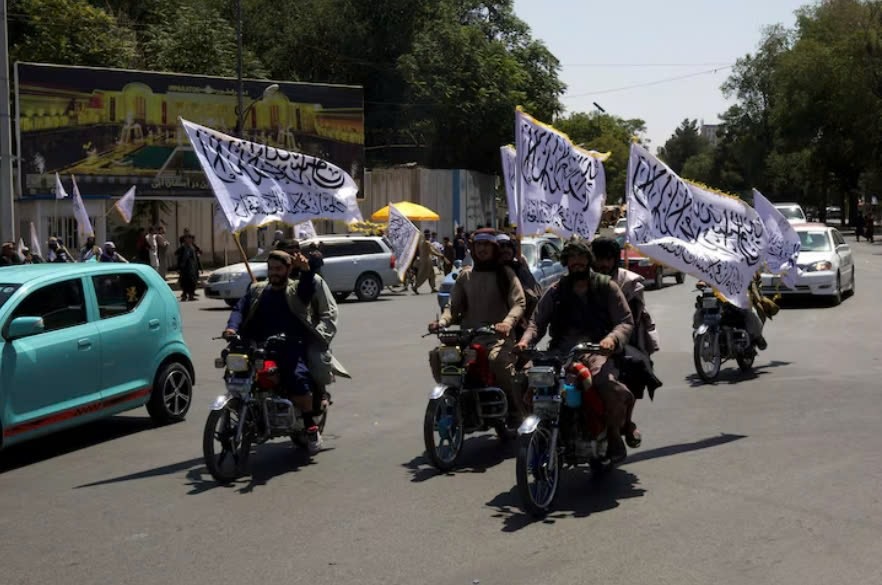 Les talibans ont licencié plus de 280 policiers pour ne pas avoir pu arrêter des milliers d'apostats. Photo 1