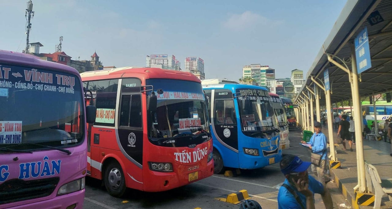 Hà Nội thí điểm tuyến xe khách mới: Có phá vỡ quy định luồng tuyến?