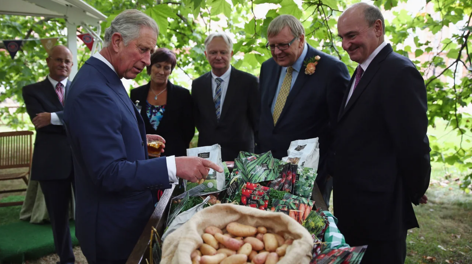 Mundo - Con una fortuna de 600 millones de libras, el rey Carlos es más rico que la reina de Inglaterra (Imagen 2).