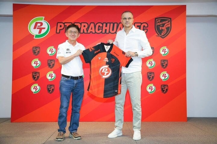 Coach Bandovic introduced PT Prachuap.