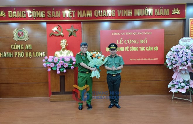 Major General Dinh Van Noi was appointed as Chief of Ha Long City Police.