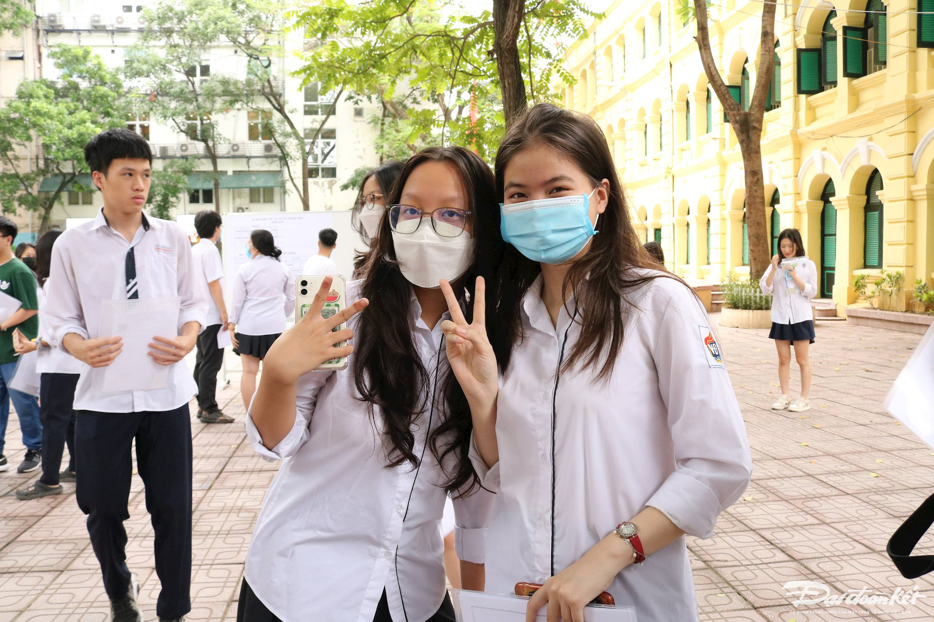 ผู้สมัครสอบเข้าสอบรับปริญญาชั้นมัธยมศึกษาตอนปลาย ประจำปี 2566