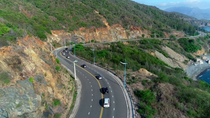 Nha Trang: Nhiều quán ăn tự phát mọc trên đèo Lương Sơn    - Ảnh 3.