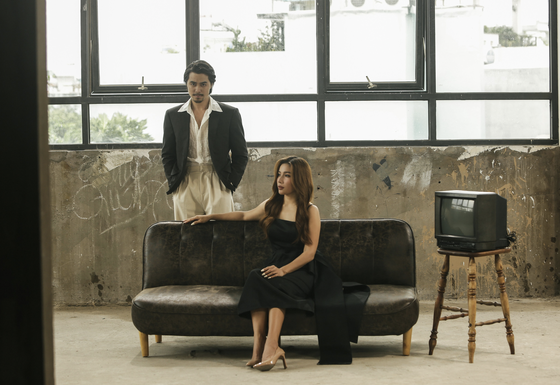 Phương Phương Thảo hợp tác cùng Doãn Chí Kiên trong MV "Để em được thương chính em"