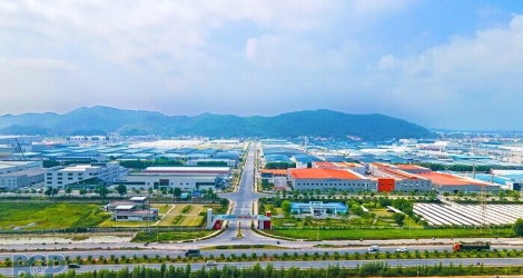 Investing more than 1,467 billion VND in construction and business of infrastructure of Xuan Cam industrial park