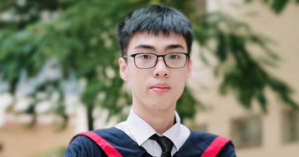 Male student at specialized teacher training school receives full scholarship from top 8 university in the world