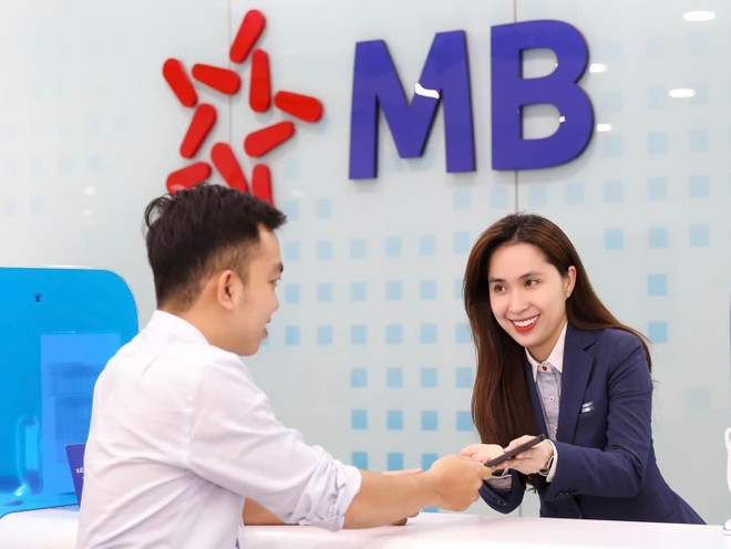 MB tiếp tục ghi danh vào Top 3 doanh nghiệp được nhà đầu tư yêu thích nhất năm 2023 ảnh 2