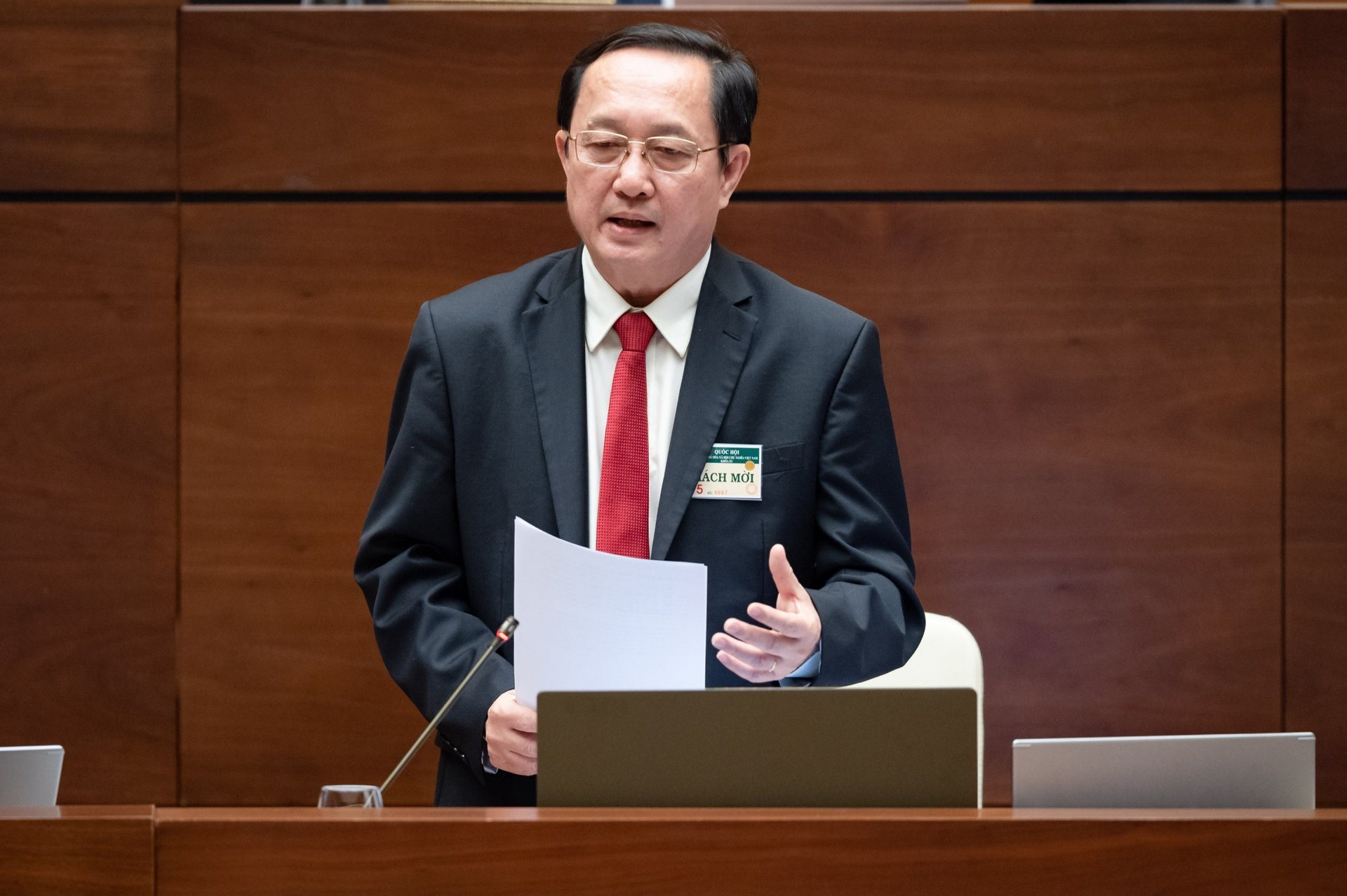o-truong-bo-khoa-hoc-cong-nghe-huynh-thanh-dat-tra-loi-chat-van(1).jpg
