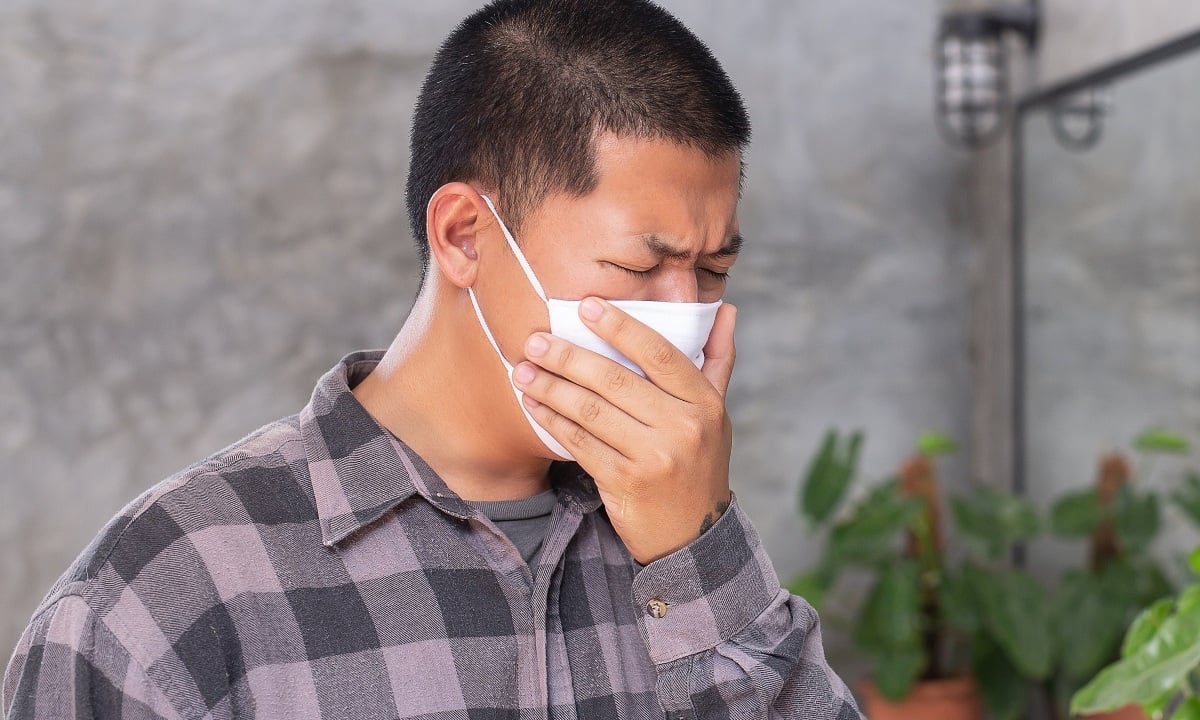 Symptoms of upper respiratory tract infection