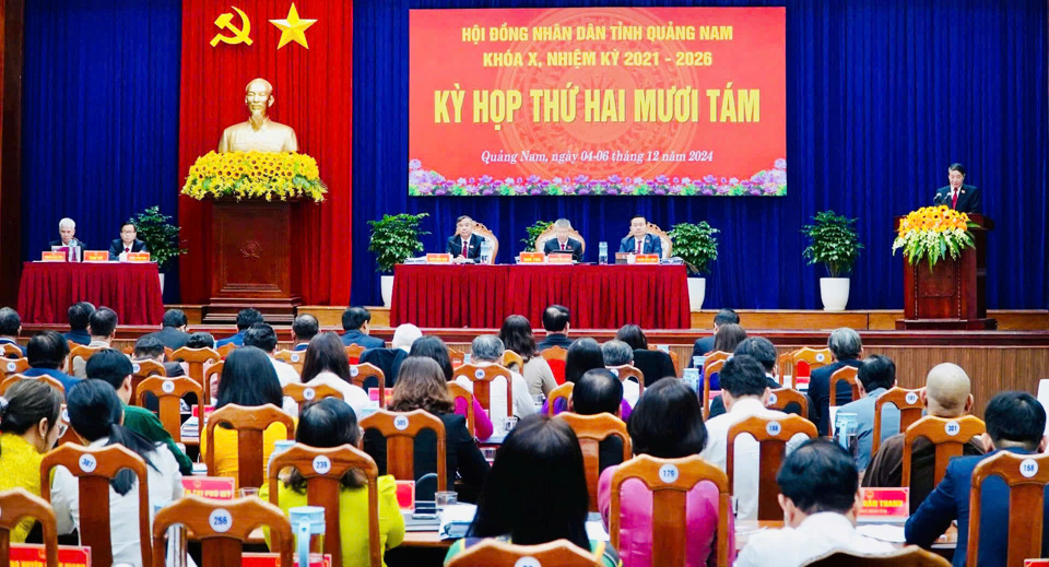 Quang cảnh Kỳ họp.