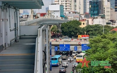 Achèvement de 8 stations surélevées sur la ligne ferroviaire Nhon - Hanoi