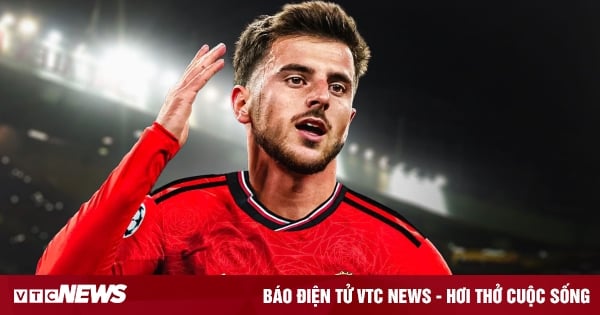 Man Utd chốt tân binh đầu tiên