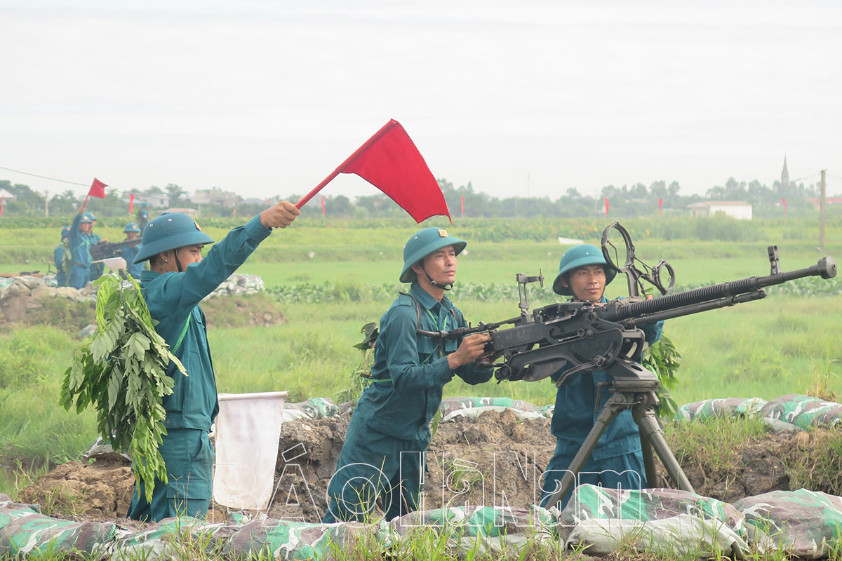 防衛地域のXuan Kheコミューンでの戦闘演習は大きな成功を収めた。