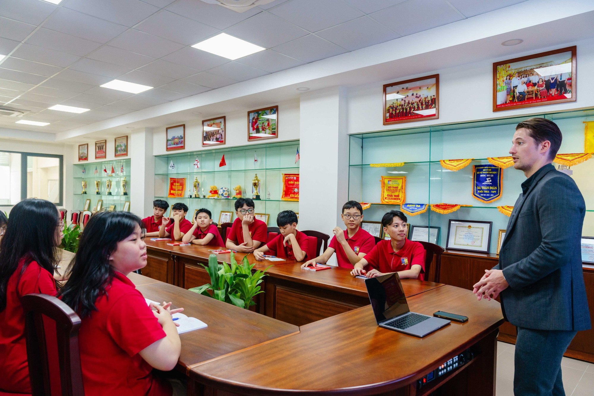 Nhiều học sinh Royal School đạt được các thành tích học tập đáng nể