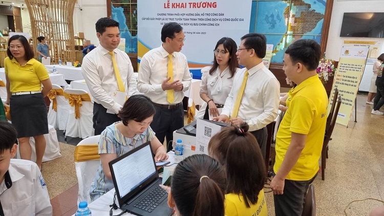 Made in Vietnam Products: Creating a launching pad to dominate the digital market Sản phẩm Make in VietNam: Tạo dựng bệ phóng chiếm lĩnh thị trường số