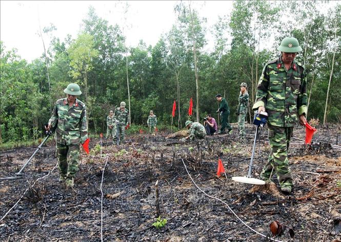 Internationaler Tag der Aufklärung über Minen und der Unterstützung bei der Minenräumung (4. April): Vietnam bemüht sich, die Folgen von Bomben und Minen zu überwinden – Sonderfoto – Nachrichtenagentur