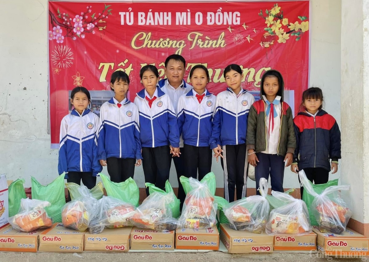 Village teacher and the journey of sowing hope and nurturing knowledge for poor students in Gia Lai