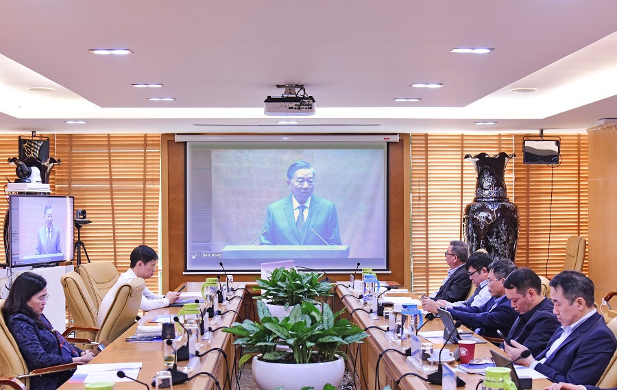 The Party Committee of the Vietnam National Bank for Industry and Trade attended the National Conference on Breakthroughs in Science, Technology, Innovation and Digital Transformation