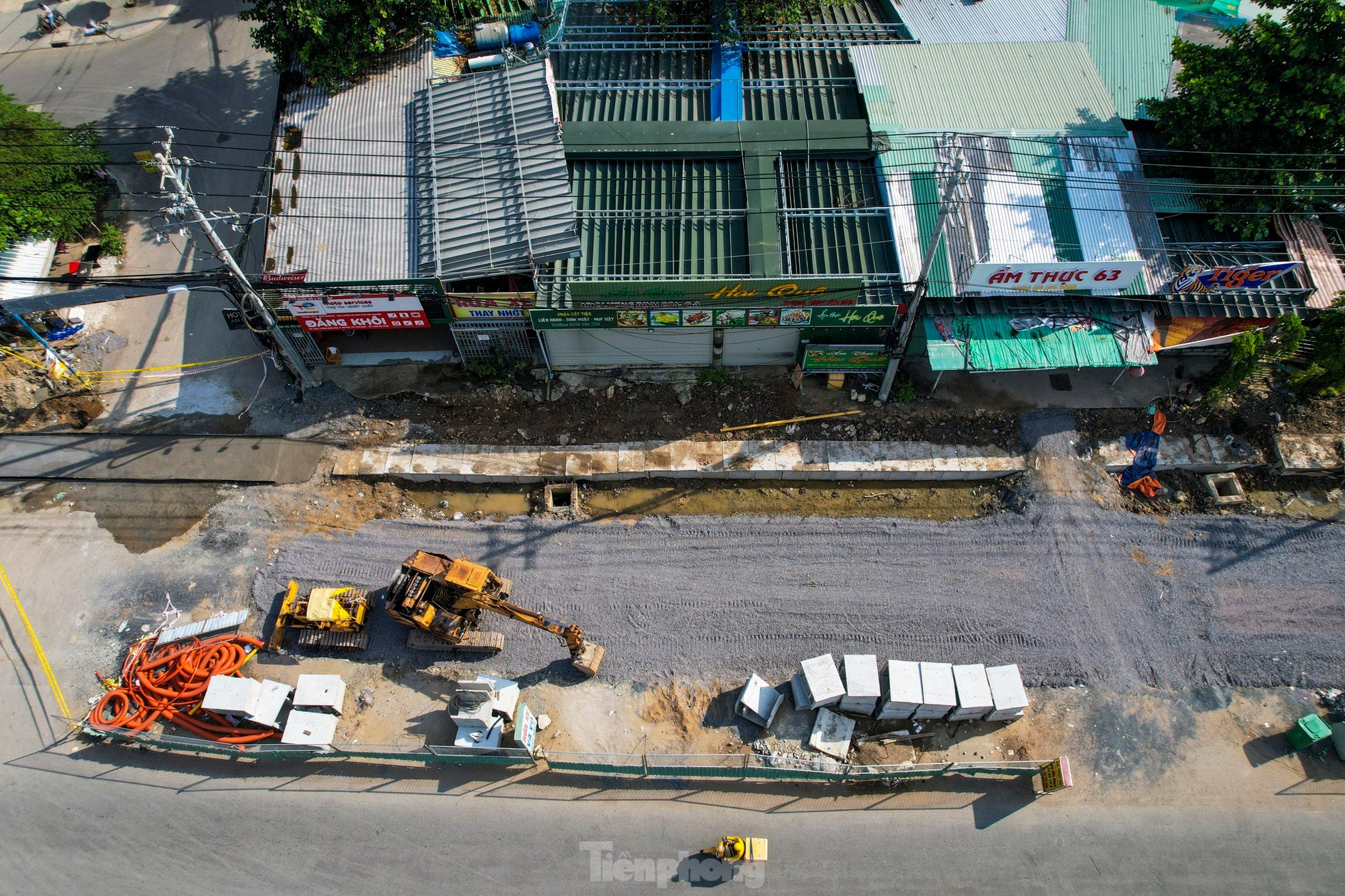 Construcción de la ampliación de 2,5 km de la calle Luong Dinh Cua: aún desordenada después de 9 años (foto 5)