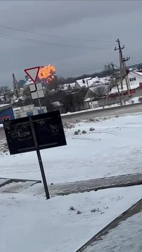 Russisches Schwertransportflugzeug stürzt in der Provinz Belgorod ab