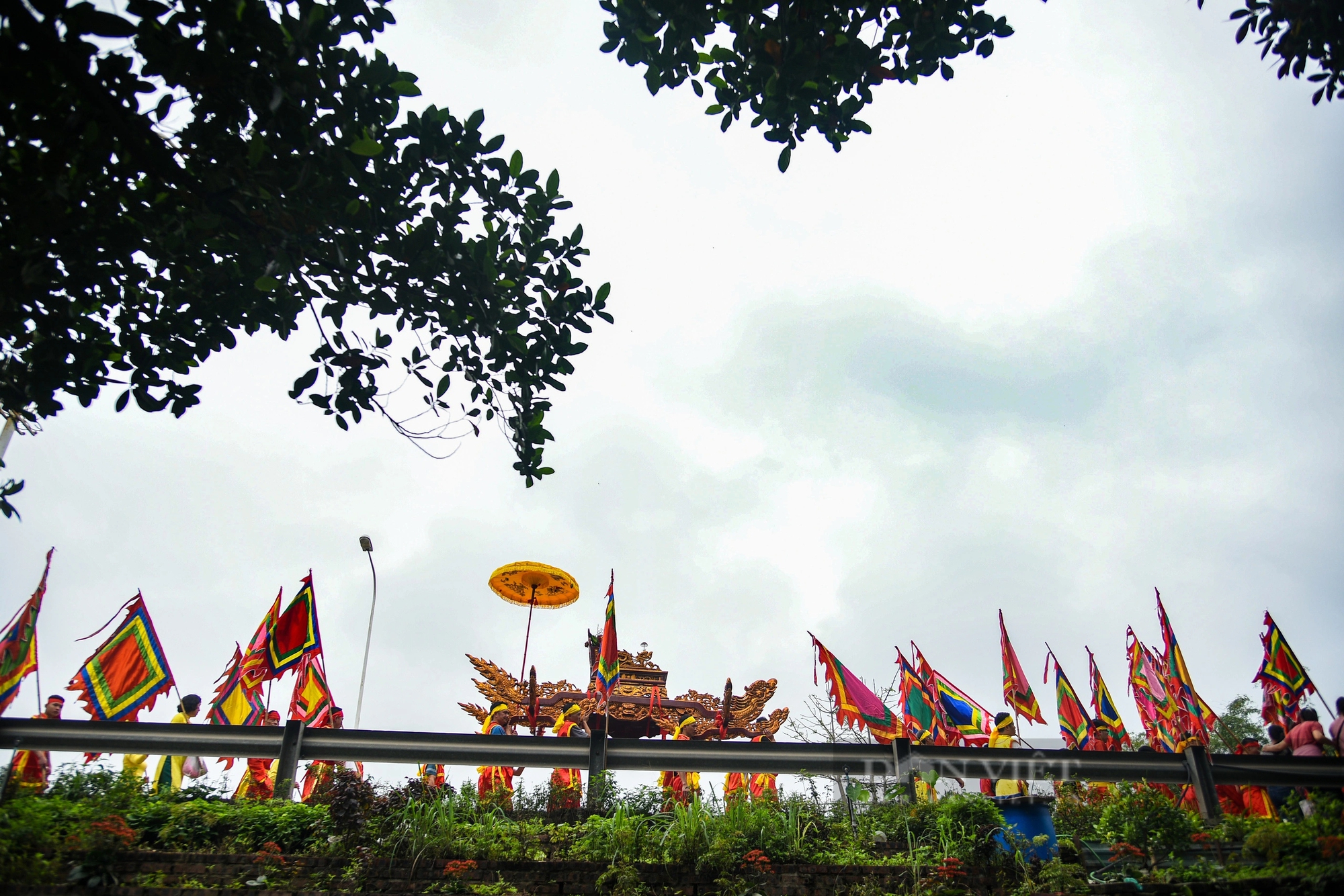 Tưng bừng lễ hội rước nước trên sông Hồng- Ảnh 12.