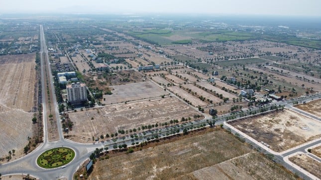 La ville « fantôme » de Nhon Trach abandonnée depuis plus de 20 ans photo 1