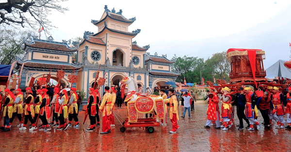 Début du printemps dans la région de Xuan Truong, voyage printanier au village de Hanh Thien