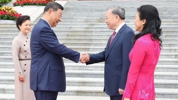 [Foto] China erweist Generalsekretär und Präsident To Lam die höchste Ehre