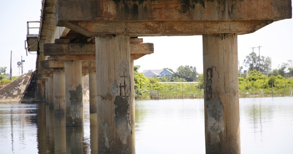 Proposal to build a new bridge to replace the degraded bridge in Quang Binh