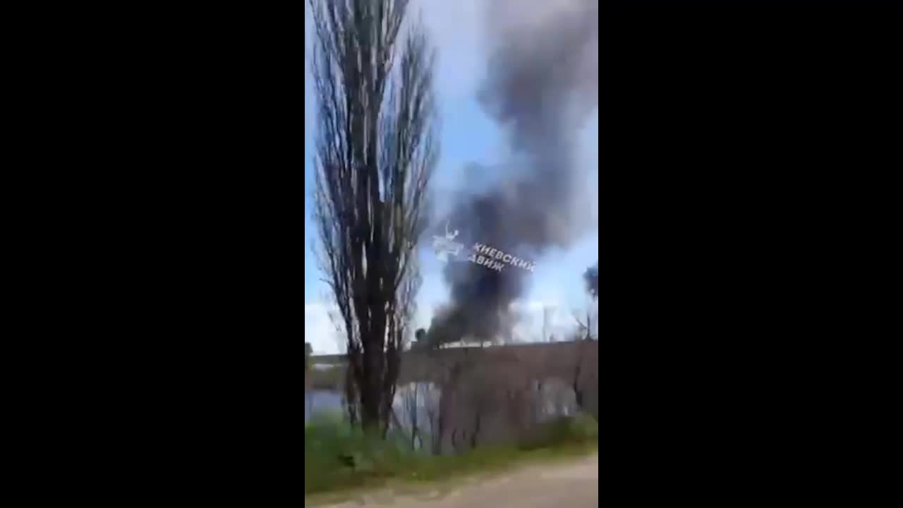 Mundo - Las tropas rusas y ucranianas lucharon ferozmente en el área de Svatovsky (Foto 2).