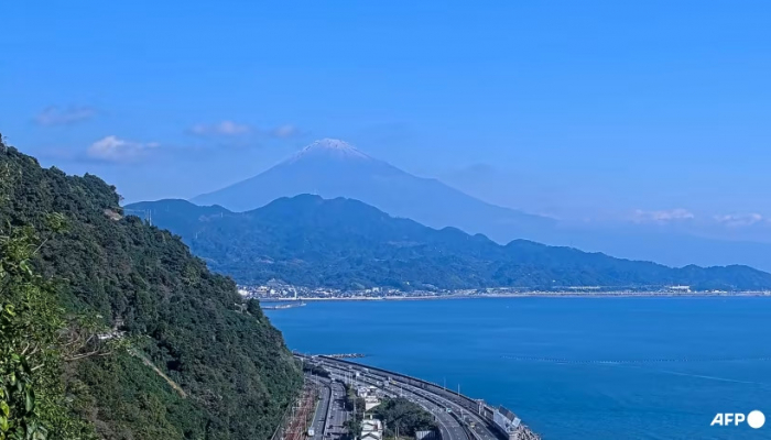 Chutes de neige sur le mont Fuji après une « disparition » record