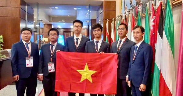 Việt Nam đoạt 4 Huy chương Olympic Tin học Quốc tế IOI 2024