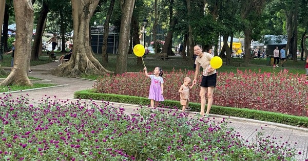 El parque más grande de Hanoi está escasamente poblado durante las vacaciones del 2 de septiembre