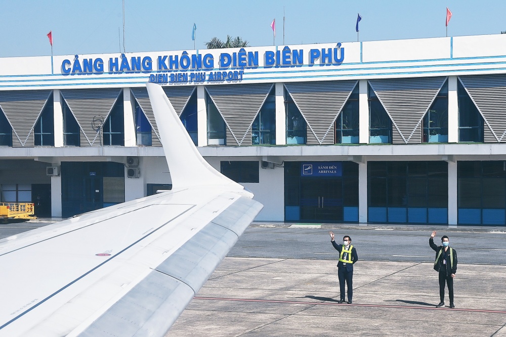 Evento - Finalización de las tareas finales para la explotación del aeropuerto de Dien Bien a partir del 2 de diciembre