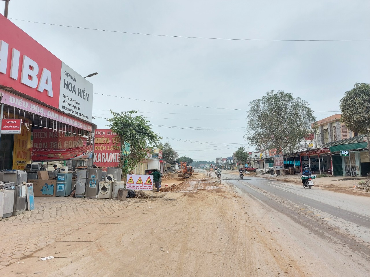 Immobilier - Supprimer les « goulots d'étranglement » et accélérer la progression du projet de plus de 1 300 milliards de VND visant à moderniser la route nationale 7 (Image 2).