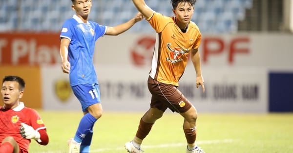 Kỷ lục gia V-League Phan Thanh Bình gửi thông điệp tuyệt vời đến ‘sao mai’ Trần Gia Bảo