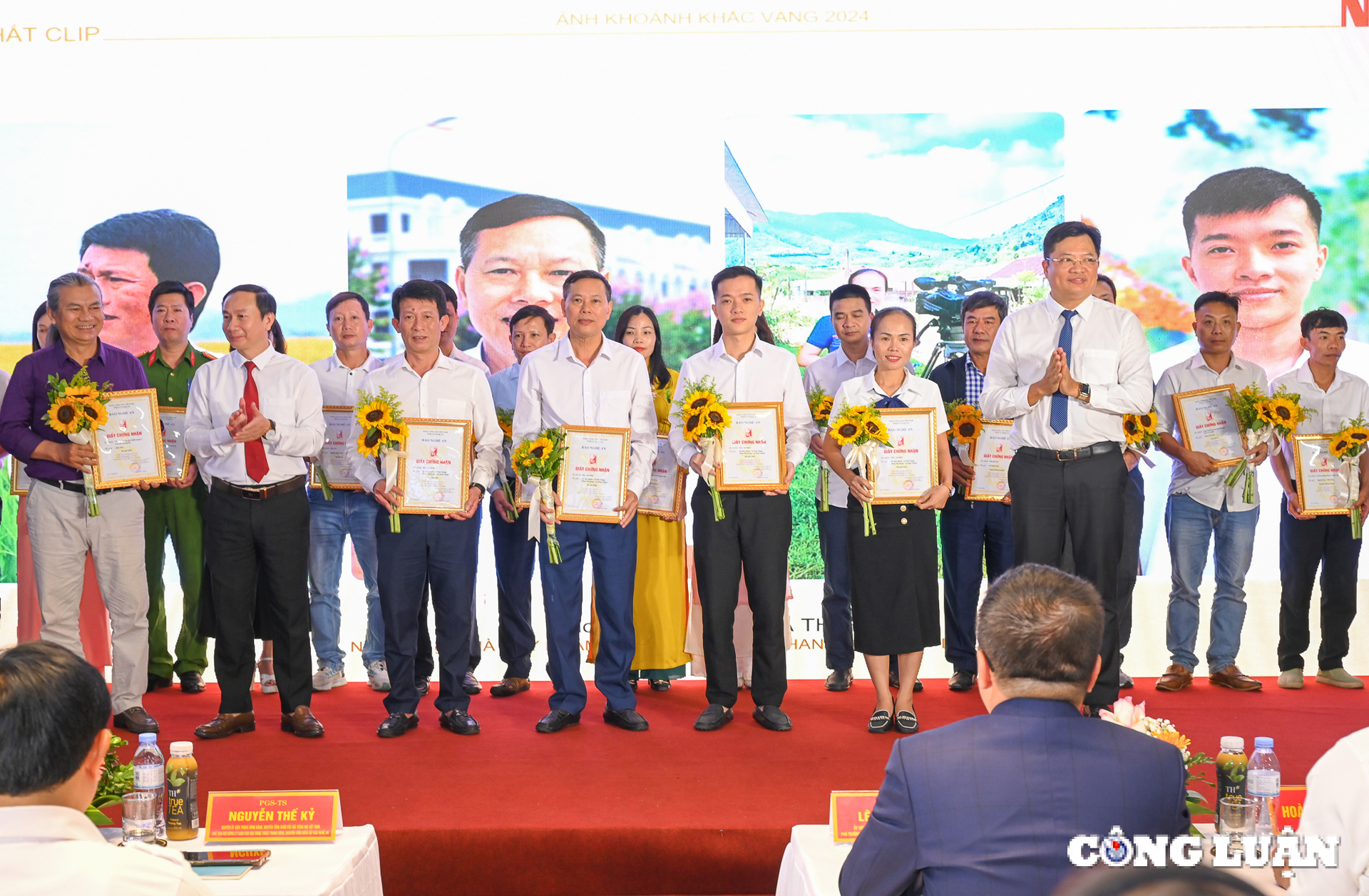 Lanzamiento de una página especial con detalles sobre el Parque de Alta Tecnología de Vietnam y la Medalla de Oro, foto 4