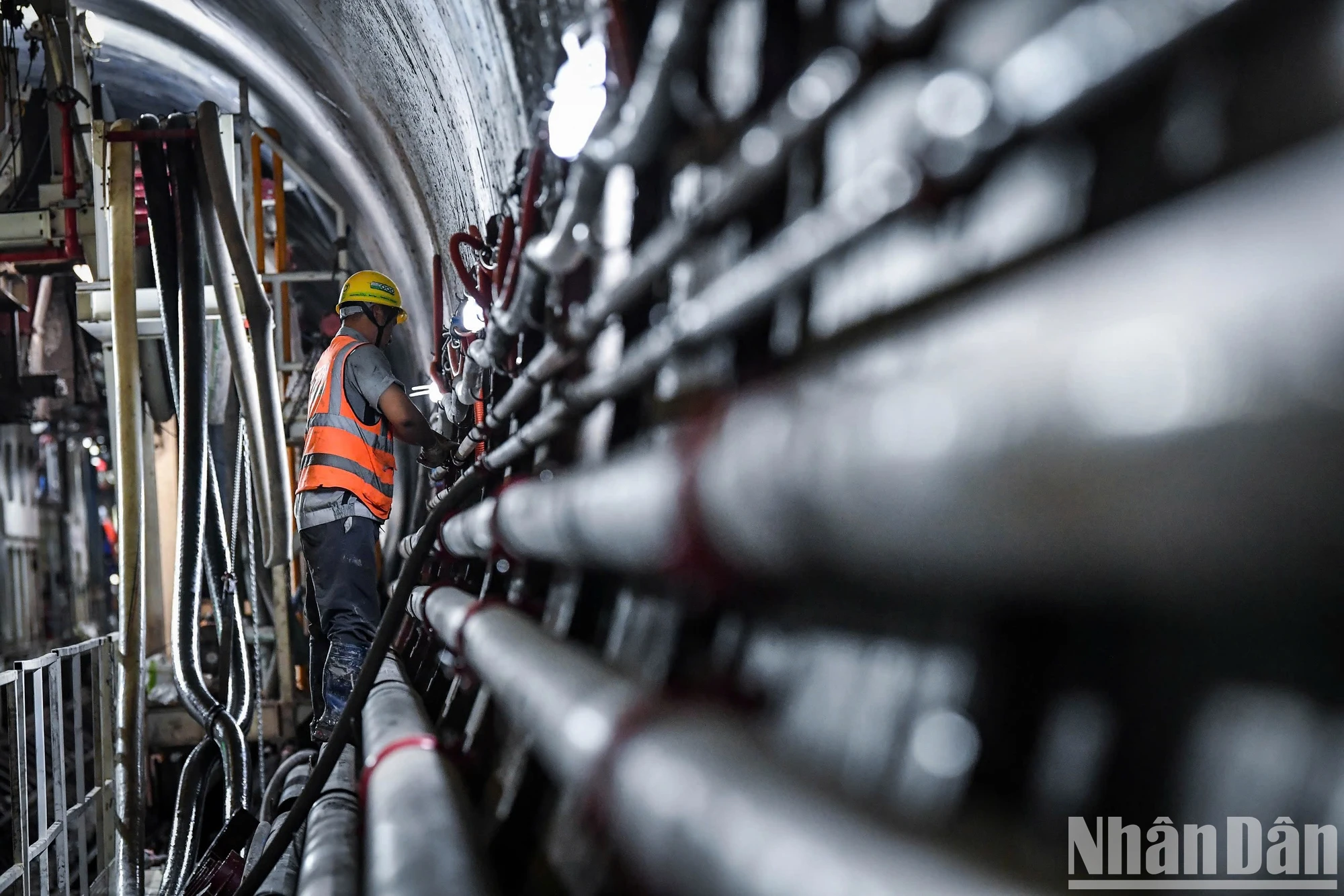 【写真】ニョンハノイ地下鉄駅の地下トンネルを掘るTBMロボットの30日間の写真17