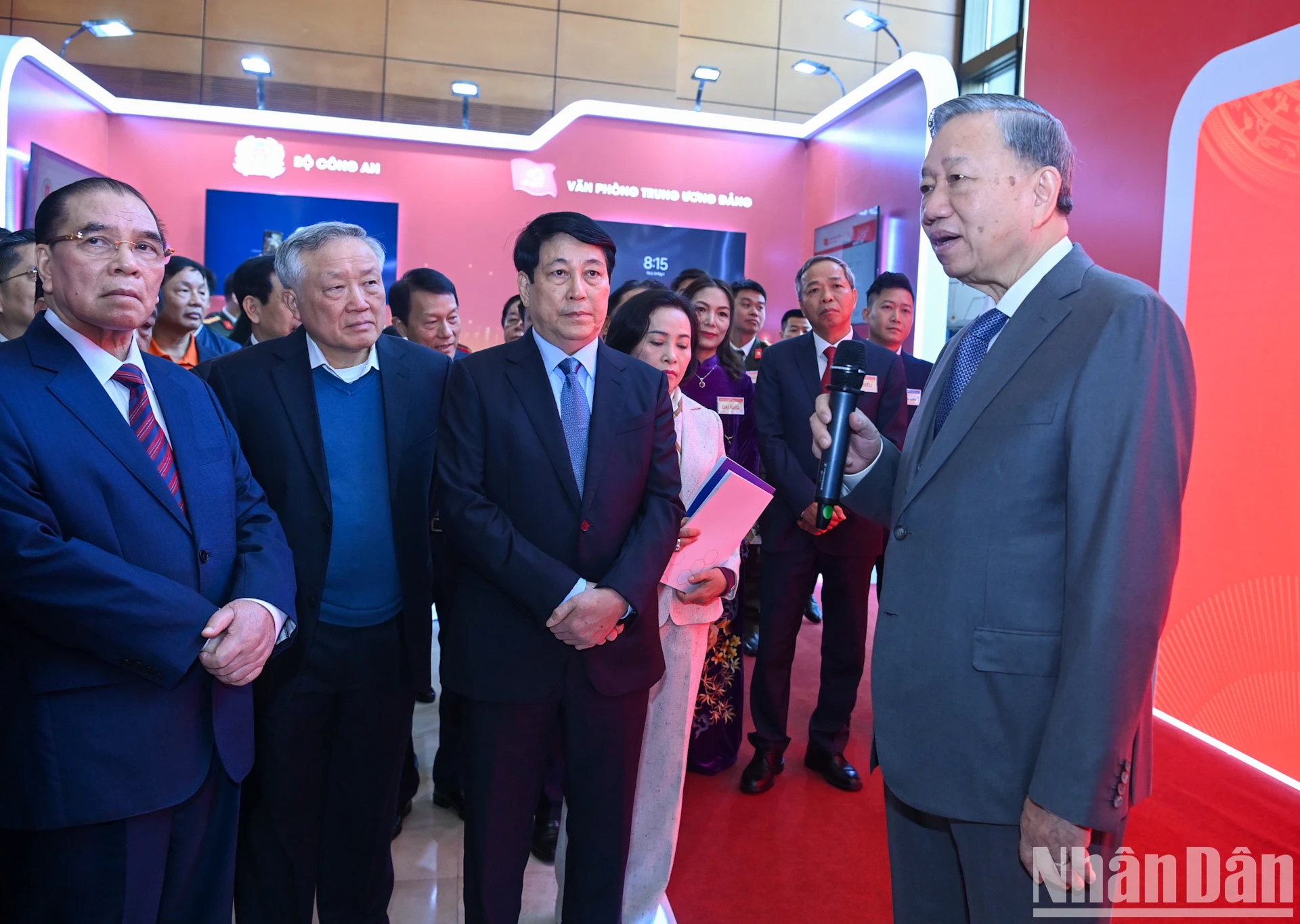 [Photo] Le secrétaire général To Lam assiste à la Conférence nationale sur les avancées scientifiques, technologiques, innovantes et la transformation numérique nationale photo 4