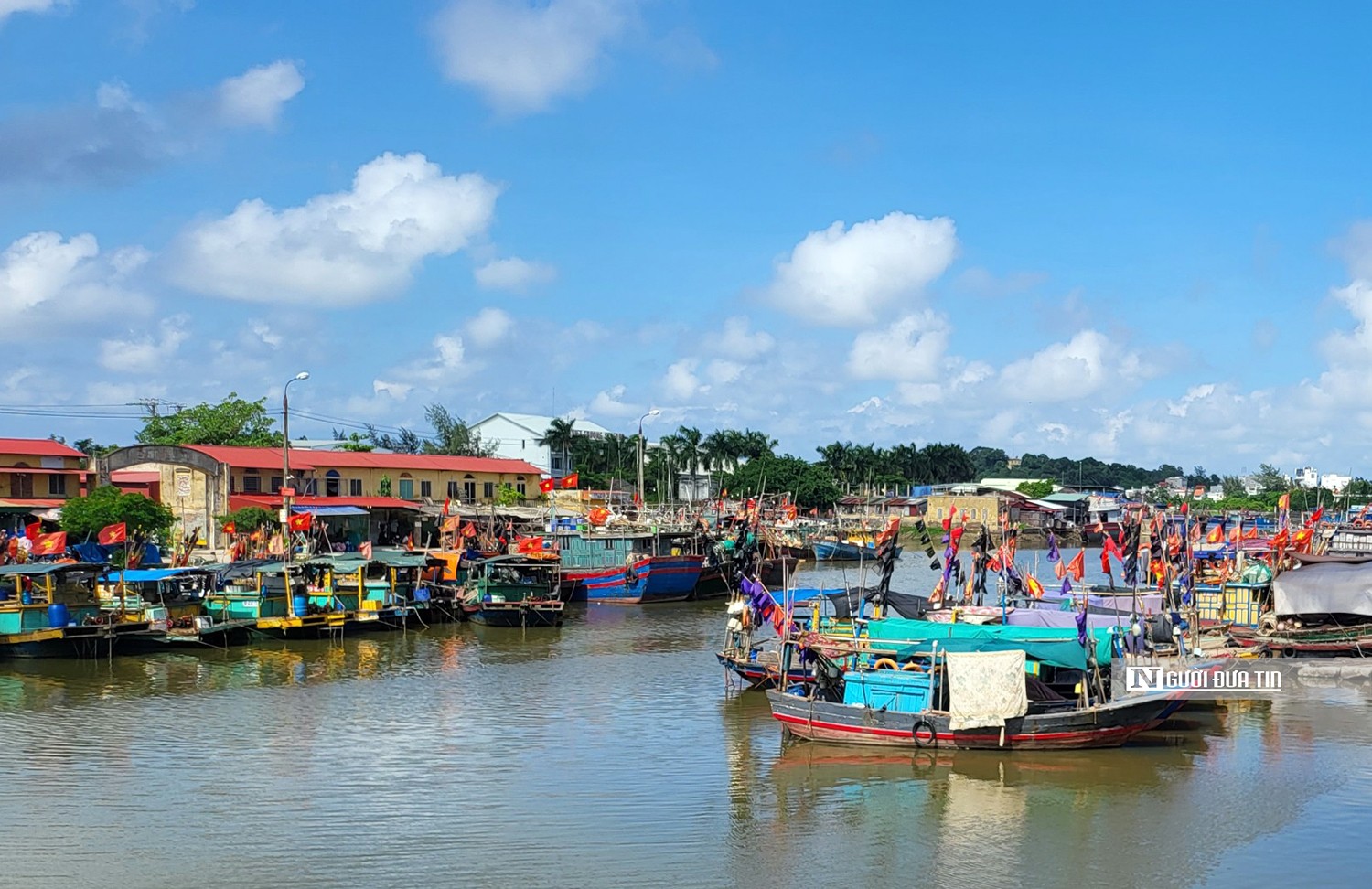 ព្រឹត្តិការណ៍ - ទីក្រុង Hai Phong និង Quang Ninh ត្រួតពិនិត្យការងារបង្ការ និងគ្រប់គ្រងព្យុះលេខ ១ (រូបថតទី ២)។