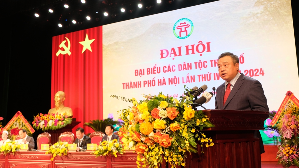 Chairman of Hanoi People's Committee Tran Sy Thanh gave a speech at the Congress.