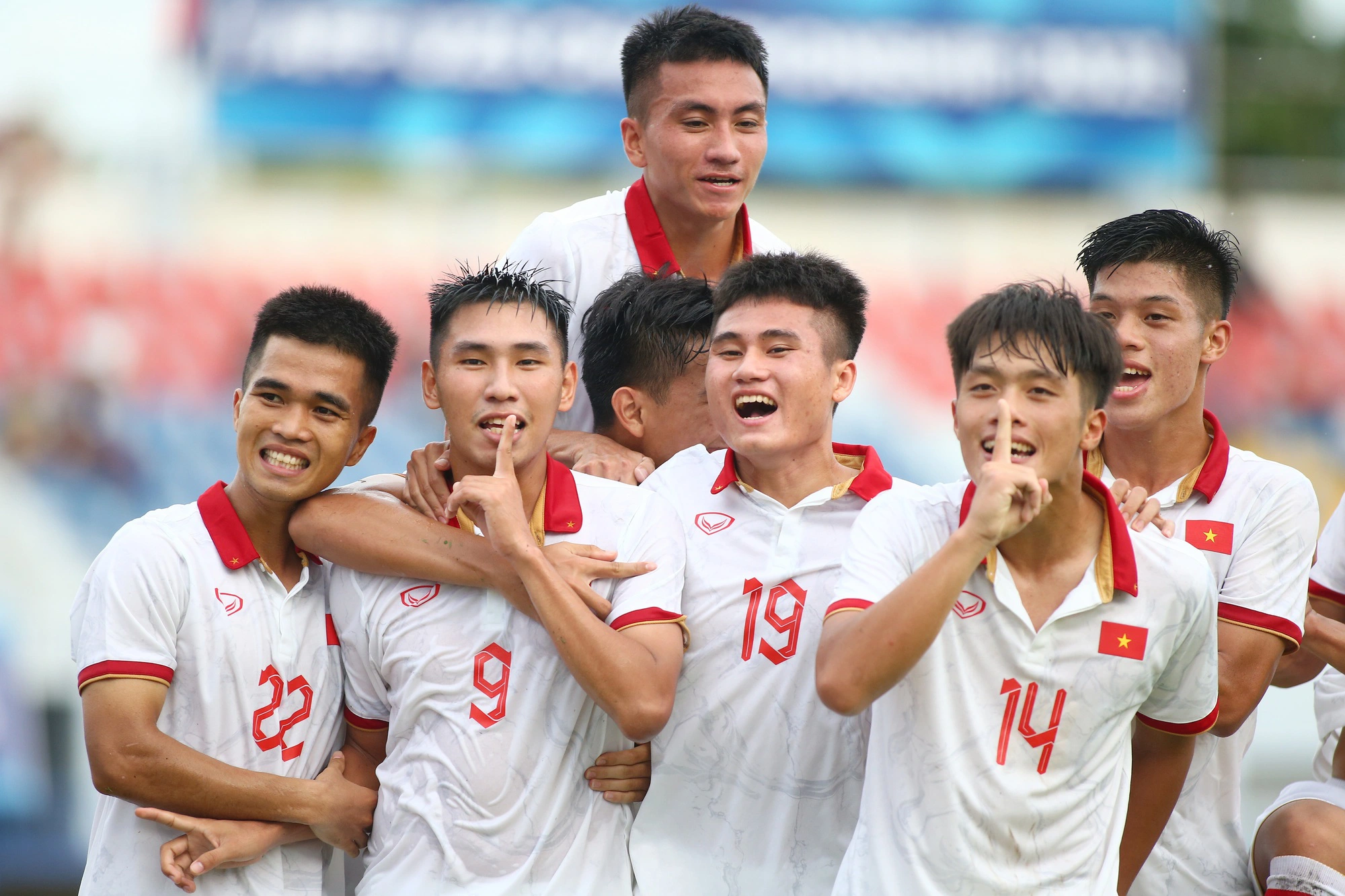 Lịch thi đấu của U23 Việt Nam tại vòng loại U23 châu Á 2024 - Ảnh 1.